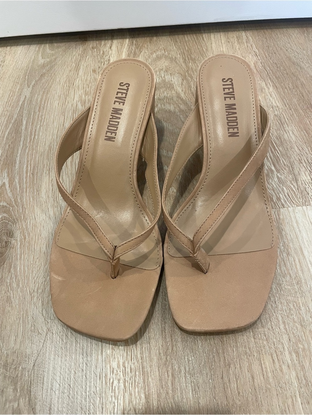 Size 6.5- Steve Madden Nude/Tan Square-Toe Thong Heeled Sandals